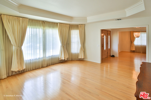 Foto del edificio - 6427 Hedding St