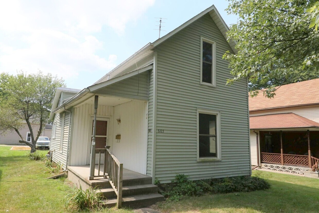 605 N 7th St, Goshen, IN 46528 House Rental in Goshen, IN