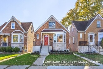 Building Photo - 6155 W School St