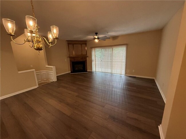 Building Photo - 161 Riverstone Commons Cir