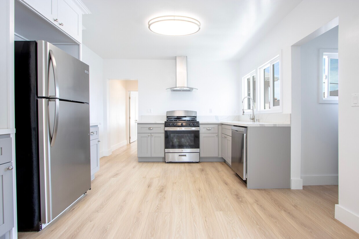 Lyman Apartments in Los Angeles, CA