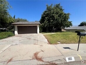 Building Photo - 355 N Palo Cedro Dr