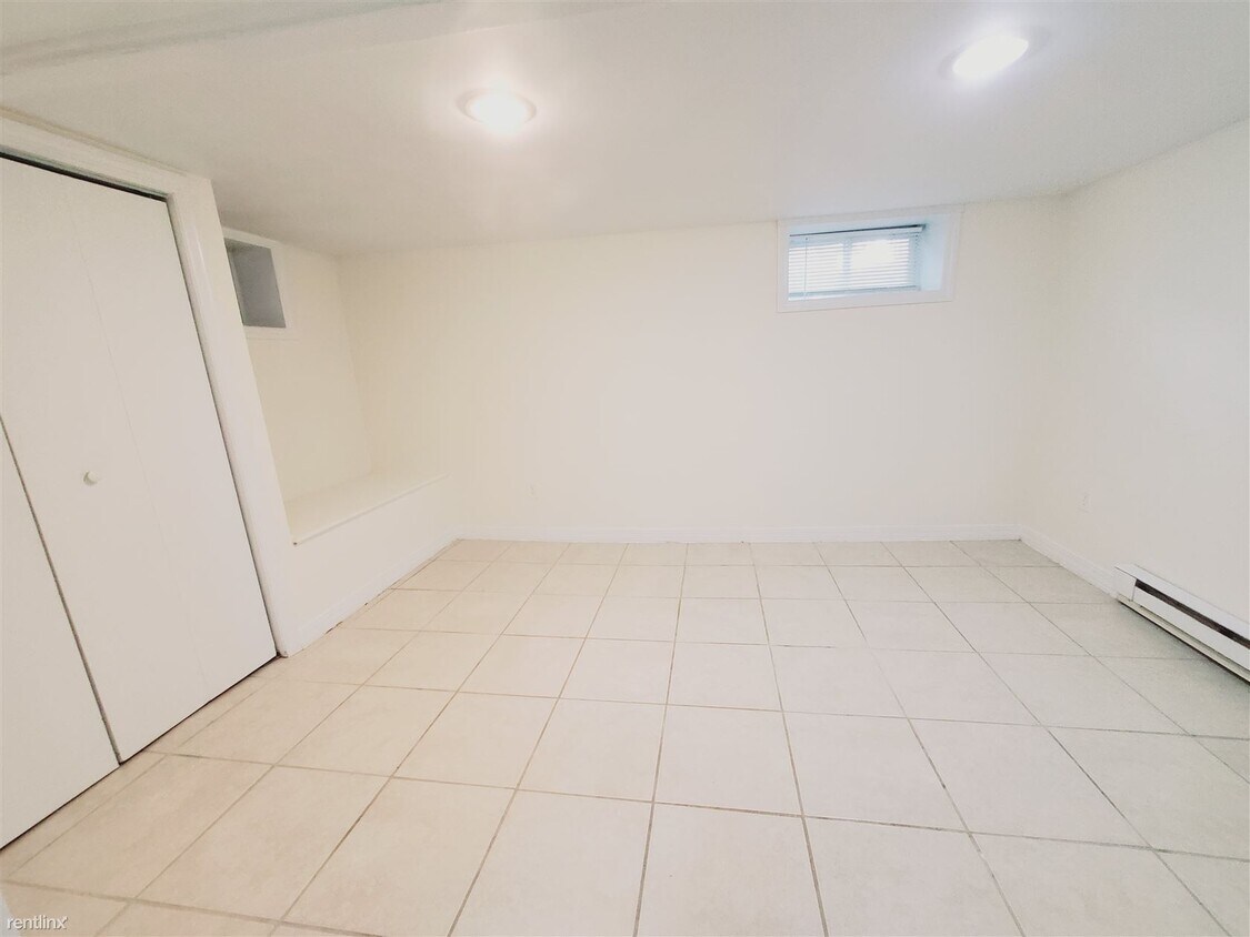Building Photo - Studio, 1 bath Condo - 30 Center St Unit 1