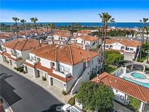 Building Photo - 49 Tennis Villas Dr