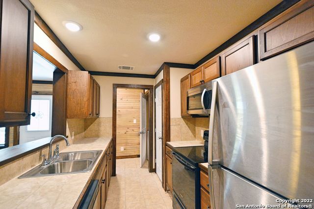 Foto del edificio - 1155 Farm To Market 2722