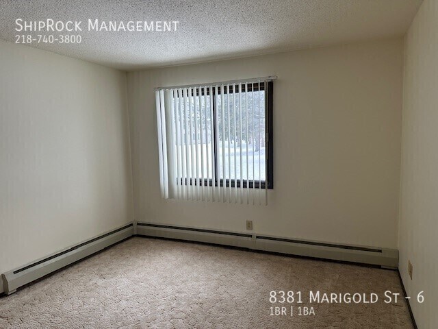 Building Photo - 8381 Marigold St