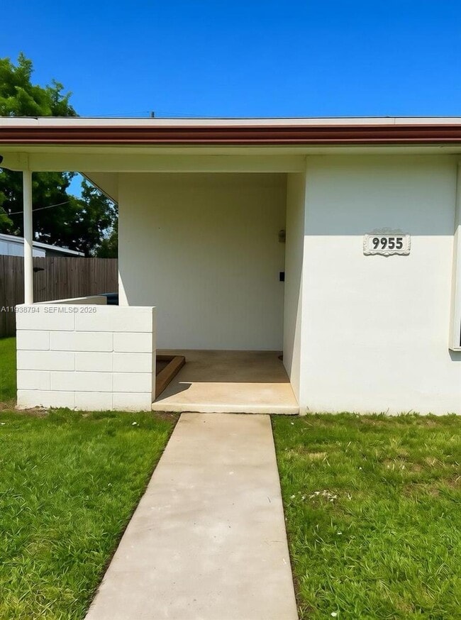 Foto del edificio - 9955 SW 214th St