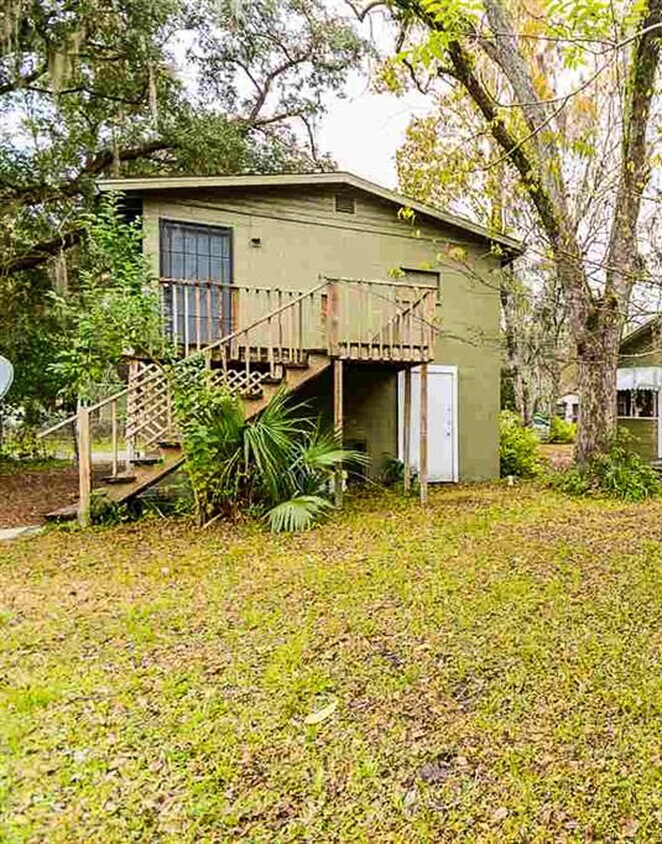 Foto principal - 1567 NE 5th Pl