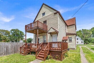 Building Photo - 812 Lovett Pl