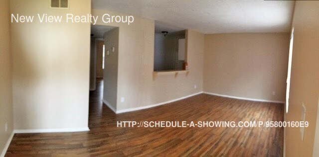 Building Photo - 1242 Saratoga Dr