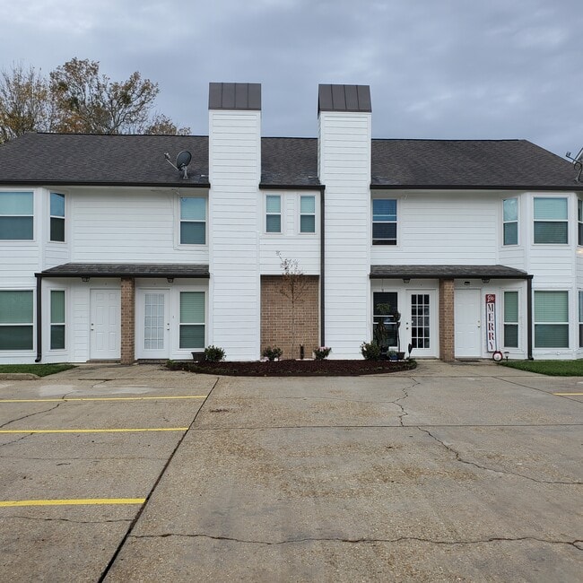 Building Photo - 11823 Morgan Hill Ct