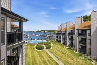 Building Photo - 18841 Vineyard Point Ln