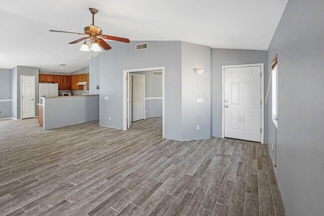 Foto del edificio - Rental home in the popular Rio Rancho subd...