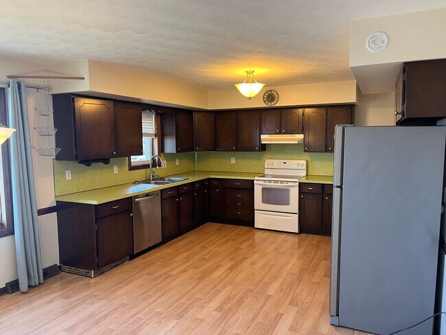 Foto del edificio - 1162 Bucktail Ln.