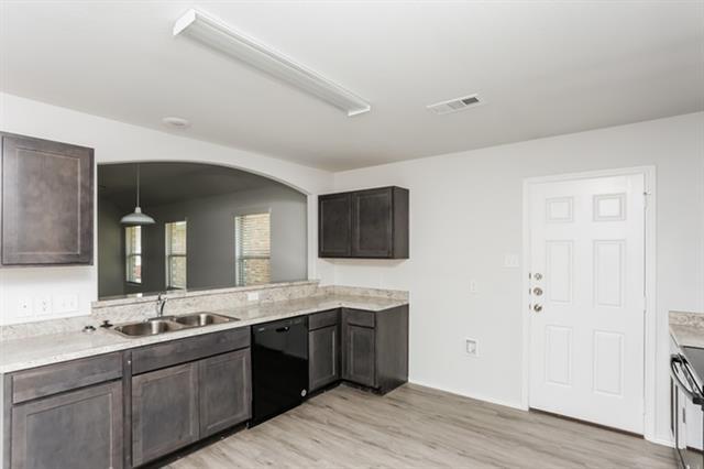 Building Photo - 1317 Esther Ln