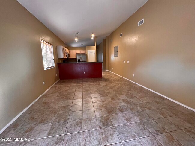 Building Photo - 7723 W Sombrero View Ln