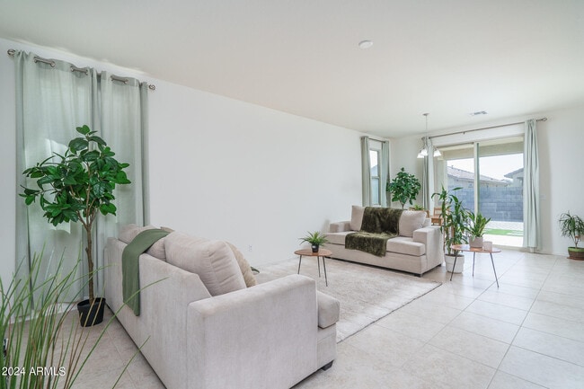 Foto del edificio - 17945 W Monte Lindo Ln