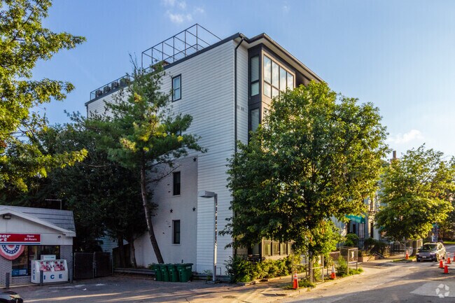 Foto del edificio - 1012 Harvard St NW