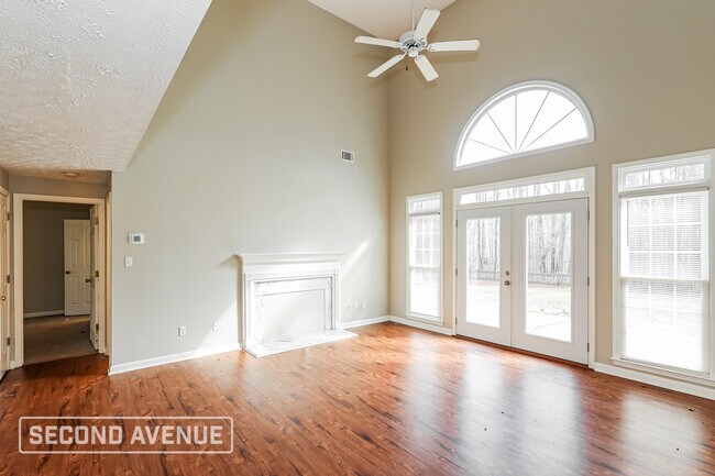 Foto del edificio - 269 Yorkshire Pl