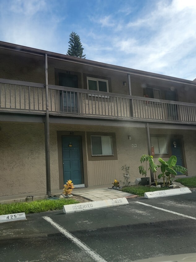 6314 Newtown Cir Unit B2, Tampa, FL 33615 Condo for Rent in Tampa, FL