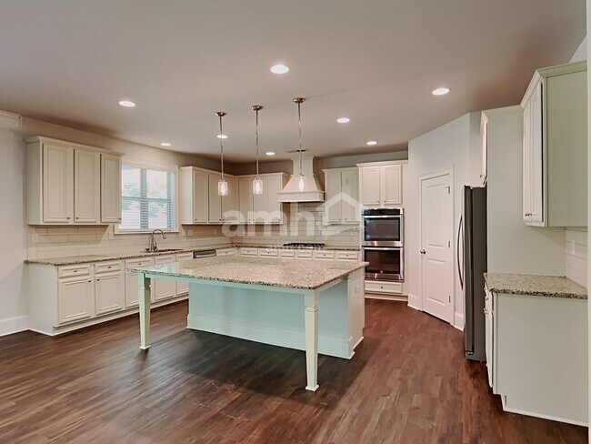 Building Photo - 3717 Woodoats Cir