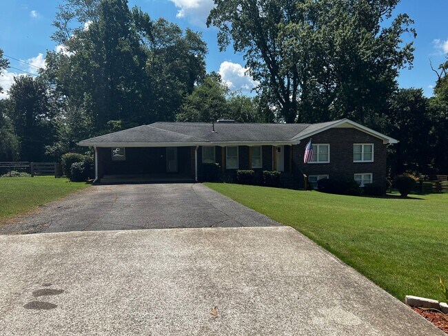 Building Photo - 578 Cambridge Dr