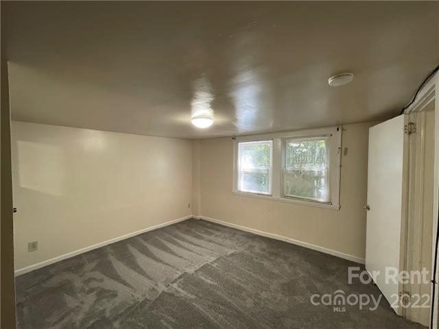 Building Photo - 1433 Pecan Ave