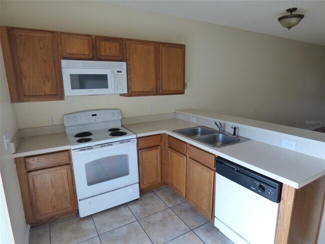 Building Photo - 515 Wilton Cir