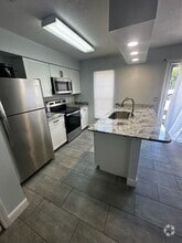Building Photo - 4151 SE 21st Ct