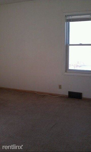 Building Photo - 2 br, 1 bath Apartment - 2120 Ford Road