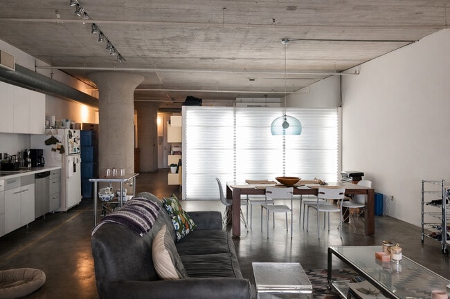 Building Photo - 1855 Industrial St