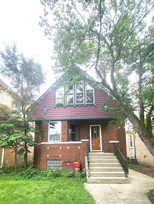 Primary Photo - 6271 W Hyacinth St