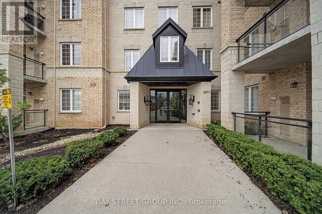 Photo du bâtiment - 1077 Gordon St