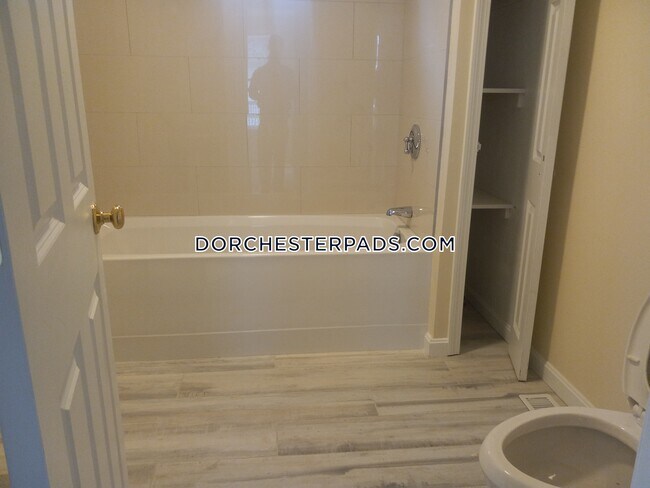 Foto del edificio - 207 Harvard St