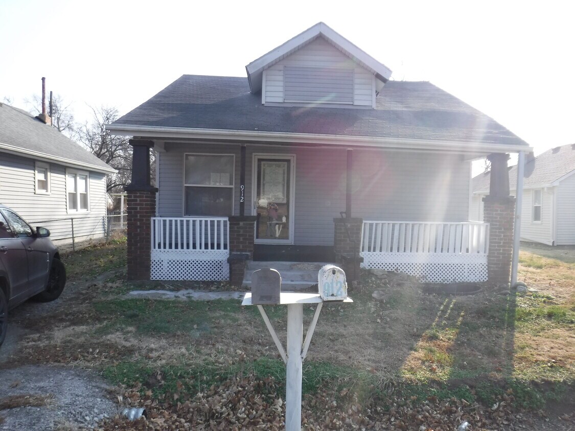 Foto principal - 912 W Cliff St