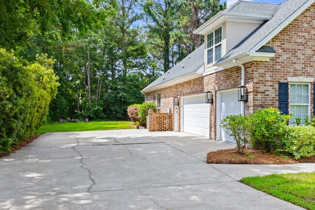 Foto del edificio - Richmond Hill's North Buckhead - Chastain ...