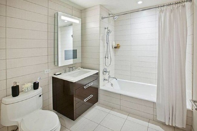 Building Photo - 250-228 W 77th St