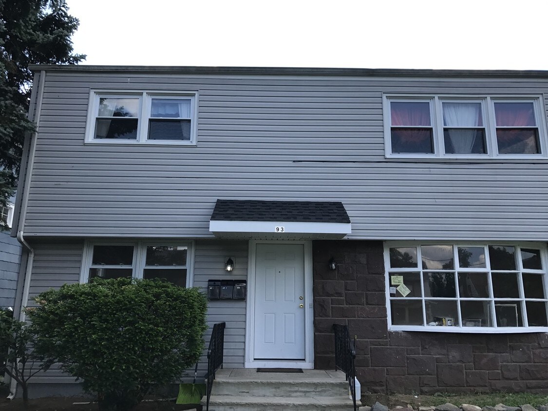 93 Euclid Ave, Hackensack, NJ 07601 Condo for Rent in Hackensack, NJ