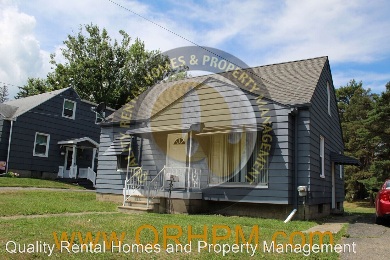 Primary Photo - 3 br, 1 bath House - 1130 S Shiawassee St