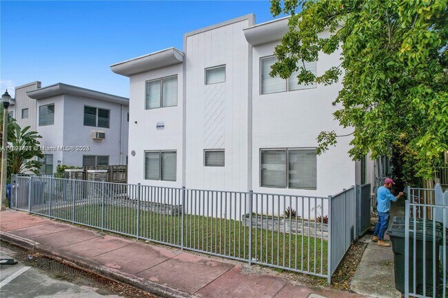 Foto del edificio - 855 80th St