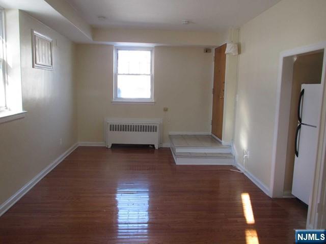Foto del edificio - 57 Hastings Ave