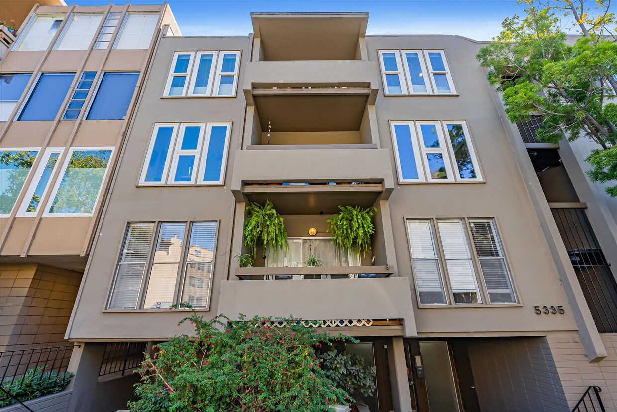 Foto principal - 5335 Broadway Terrace