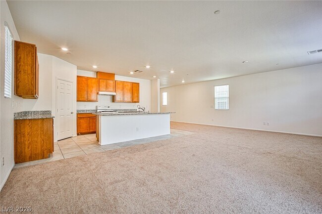 Building Photo - 166 Fulgora St