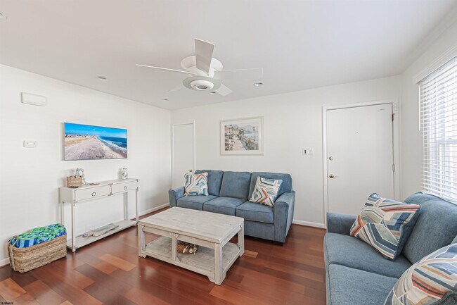 Foto del edificio - 9506 Ventnor Ave