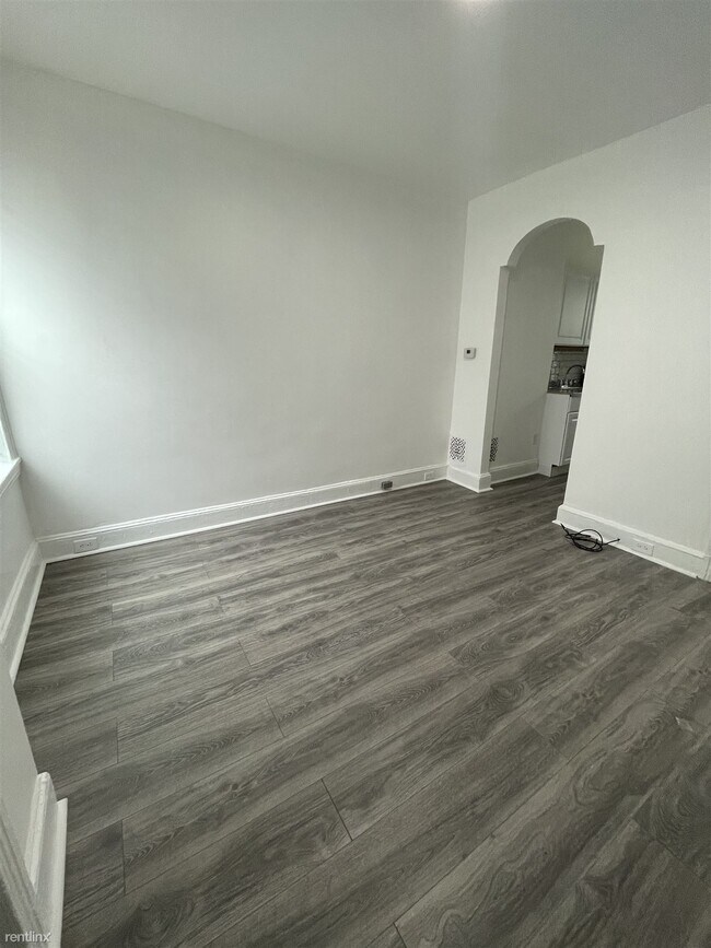 Foto del edificio - 1 br, 1 bath 4plex - 612 West Norris Street 3