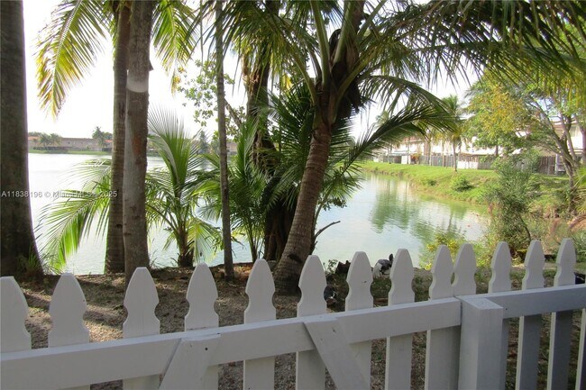 Foto del edificio - 17278 SW 139th Ct