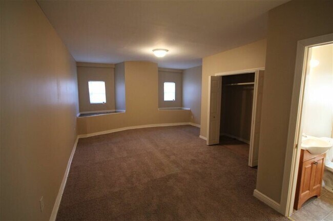 Foto del edificio - 1008 Baxter St SE
