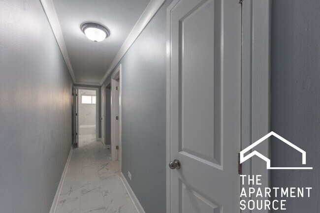 Foto del edificio - 2754 W North Shore Ave