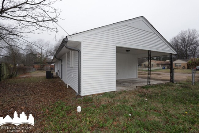 Foto del edificio - 616 N Roselawn Dr