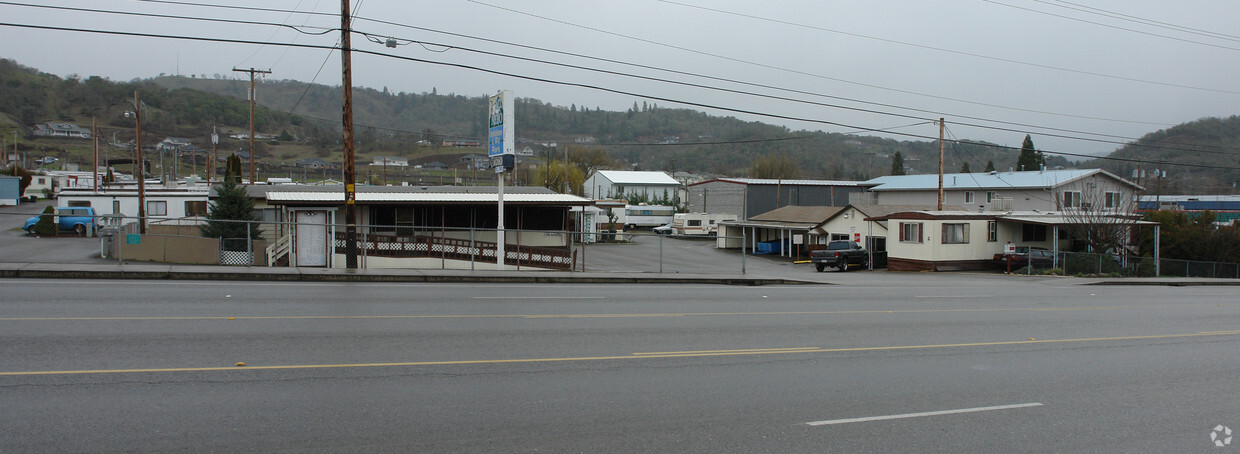 Primary Photo - Roseburg Mobile Home & RV Park